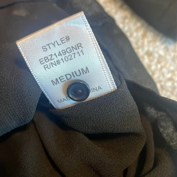 Harlowe & Graham Medium peplum top with floral embroidery - Picture 4 of 6